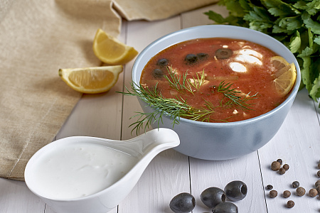 Солянка сборная мясная